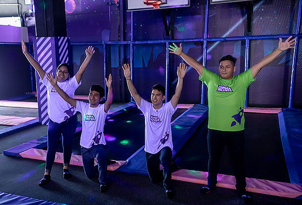 Juega en SUPERNOVA por 30 Minutos 