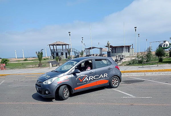 ¡Aprende a Manejar Hoy Mismo! 1hra 45 min por Clase