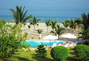 Pinamar Hotel & Resort + Tour Aguas Termales en Zorritos
