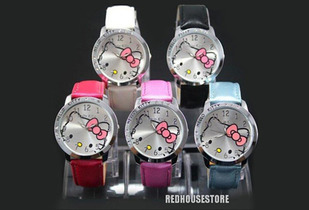 A dar la hora con Relojes Hello Kitty 50%