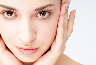 Tratamiento Facial Peeling con Puntas de Diamante 70%