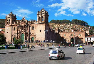¡Cusco Mágico! 3D/2N Alojamiento + Desayunos + Tours