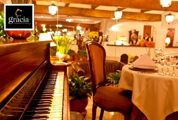 Cena Romántica para 2 con Piano en Vivo - San Valentin