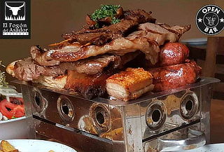 Parrilla para 2: Las Pampas Uruguayas en El Fogón del Asador Parrilla para 2: Las Pampas Uruguayas en El Fogón del Asador