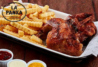 1 Pollo entero a la brasa + Papas + Ensalada 1 Pollo entero a la brasa + Papas + Ensalada