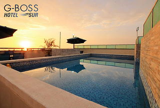 ¡Veranea en Playa Pulpos! Piscina + Hospedaje -Hotel G-Boss
