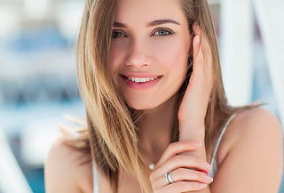 Limpieza Facial Profunda + Peeling Punta de Diamante Limpieza Facial Profunda + Peeling Punta de Diamante