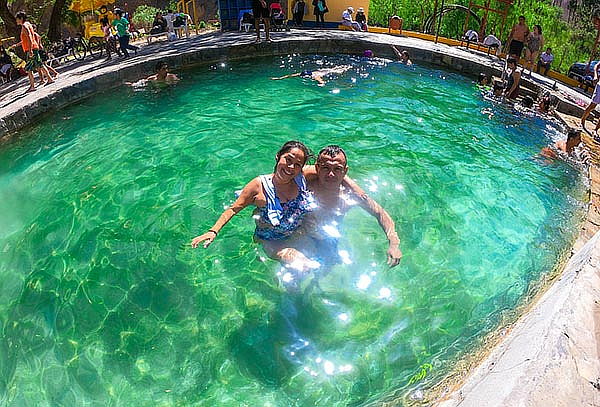 ¡Disfruta de las Aguas Termales! Aventura en Churín y Más